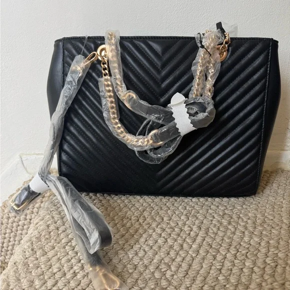 Nicole Miller Bags Nicole Miller Black Quilted Shoulder Bag